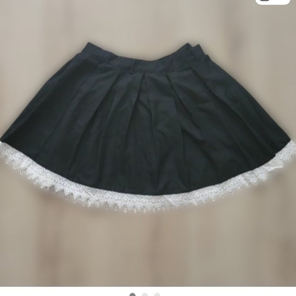 Hot Topic Black Mini Skirt with White Lace Trim